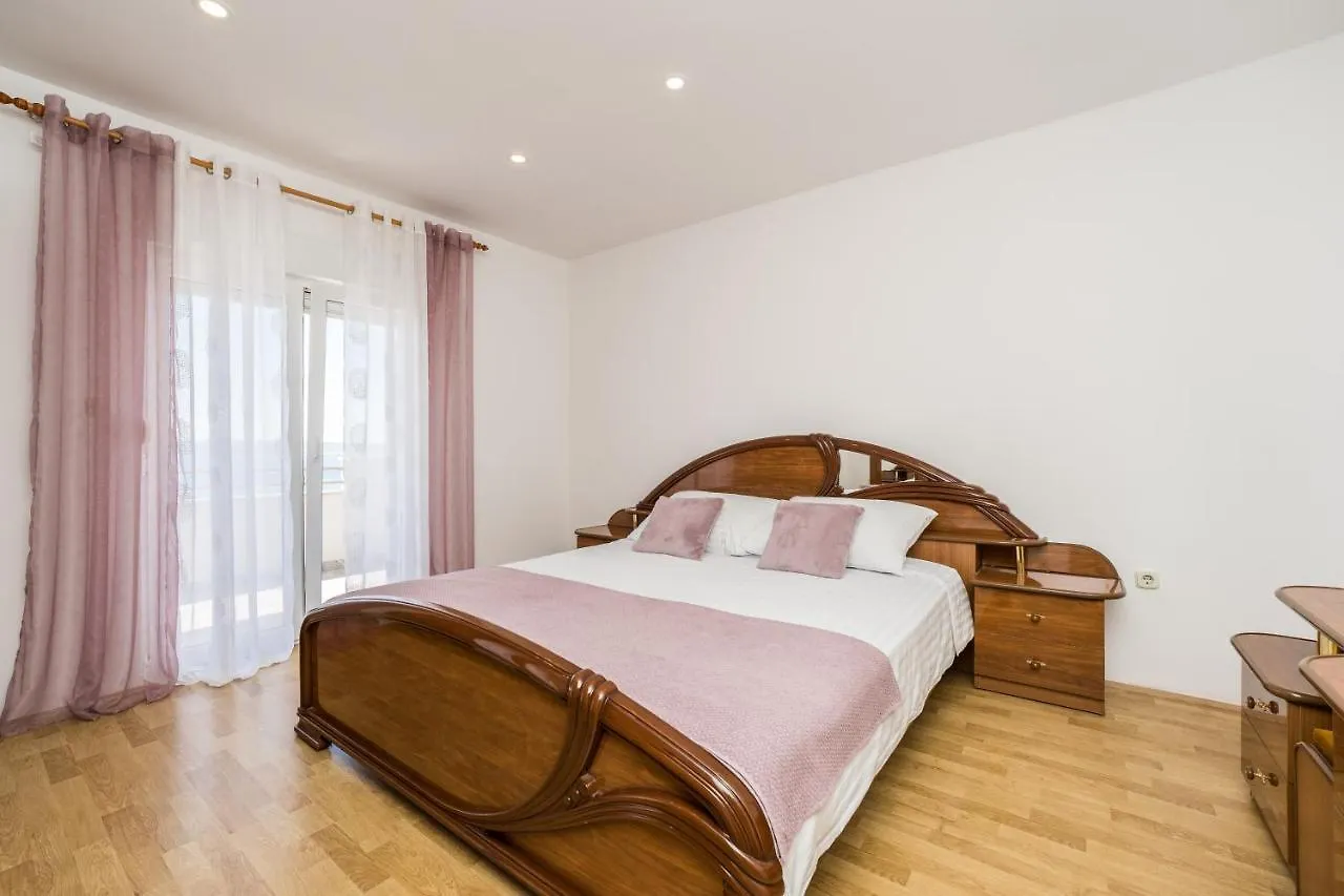 Apartments Marija Starigrad Paklenica