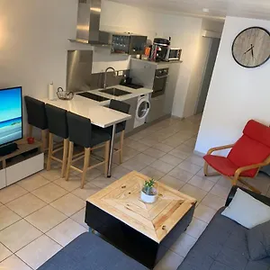 https://appartement-moderne-au-centre-ville-de-vaison.fr-provencehotel.com