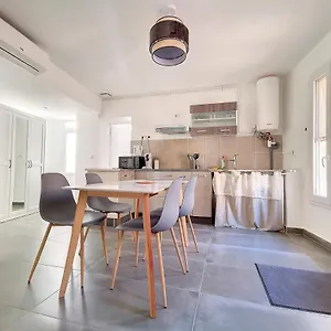 https://maison-la-tuilerie-2-personnes.fr-provencehotel.com