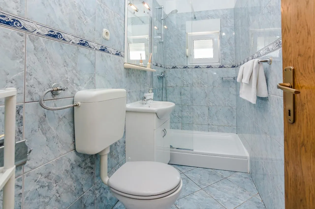 Apartments Marija Starigrad Paklenica